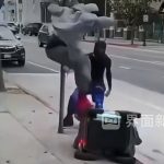 aggressioni contro robot da consegna negli usa