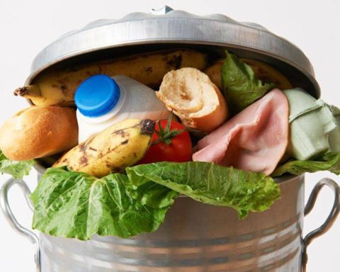 Spreco alimentare, ogni italiano produce 128 kg di CO2 all'anno