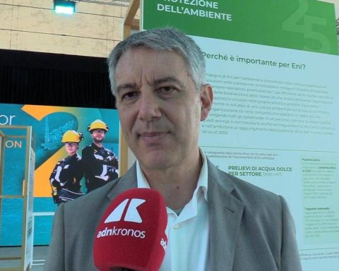 Energia, Sampaolo (Eni): "Sostenibilità integrata nel business"
