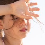Bambina esposta al sole Canva