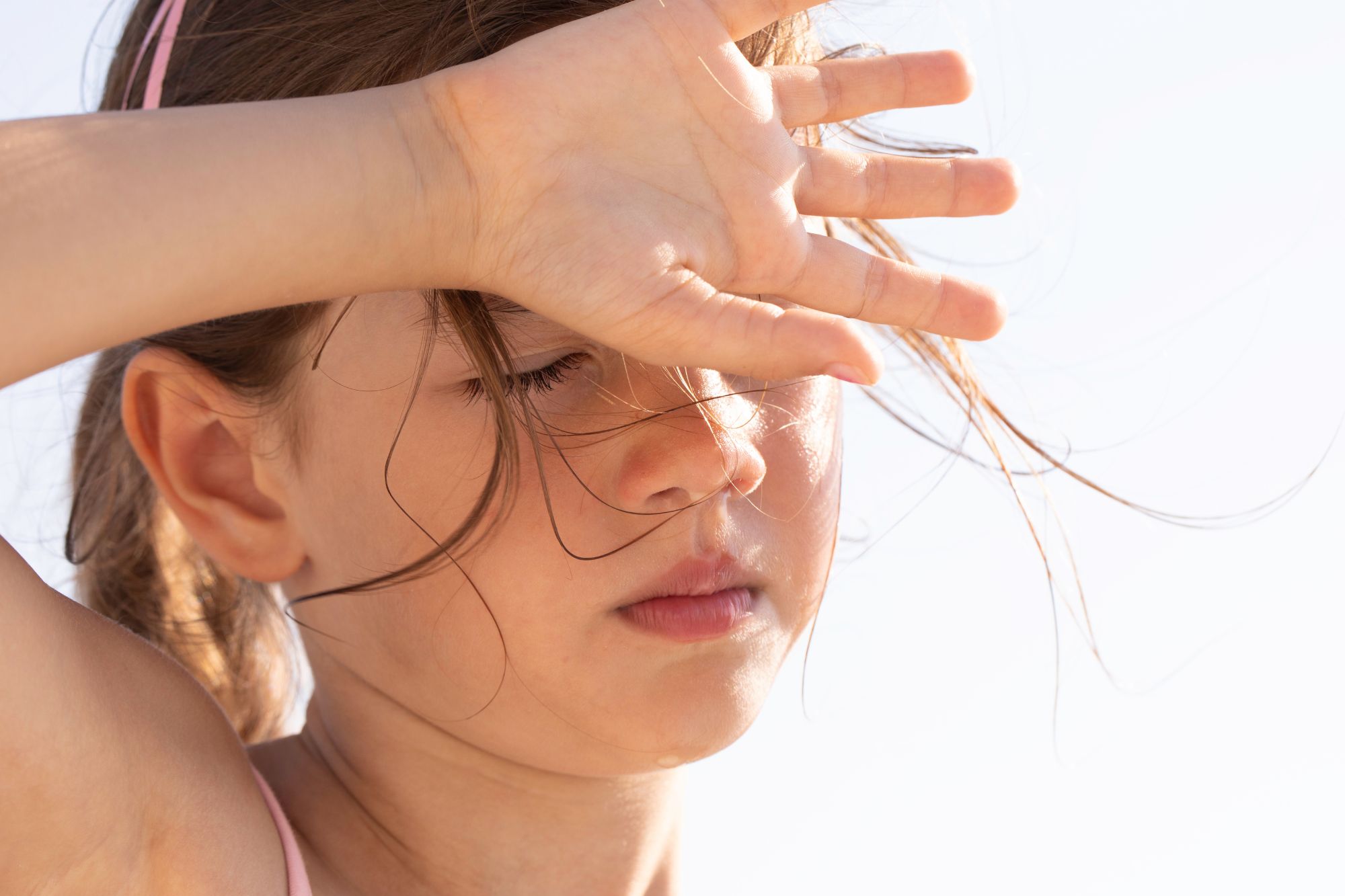 Bambina esposta al sole Canva