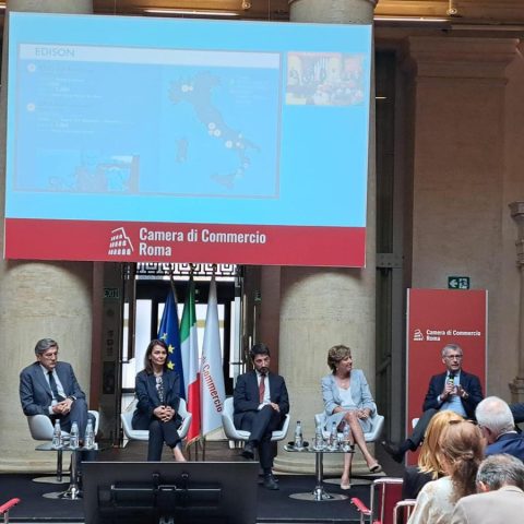 Sostenibilità: indagine, 86% italiani preoccupato per impatto caro energia﻿