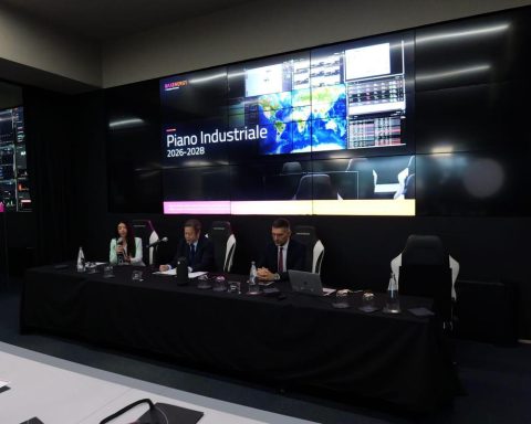 BaxEnergy presenta Piano Industriale 2026–28, piattaforma industriale globale, ricavi ricorrenti