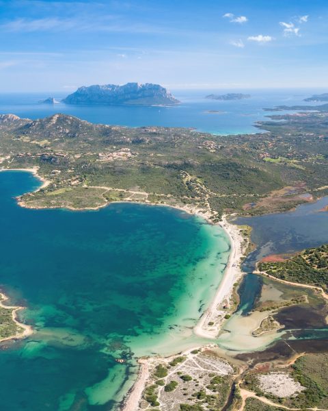 Tavolara bay governo revoca autorizzazione zes