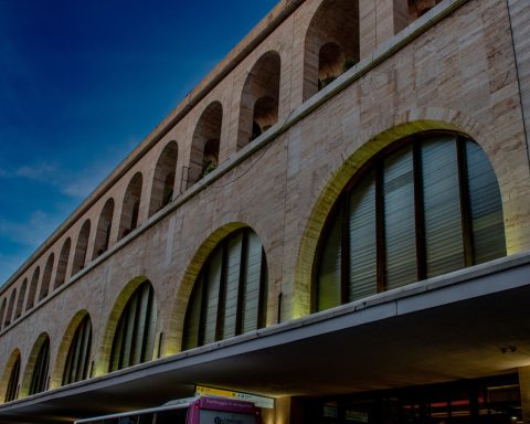 Stazione roma canva