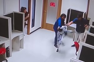 Robot calci colleghi indonesia video fi tiktok