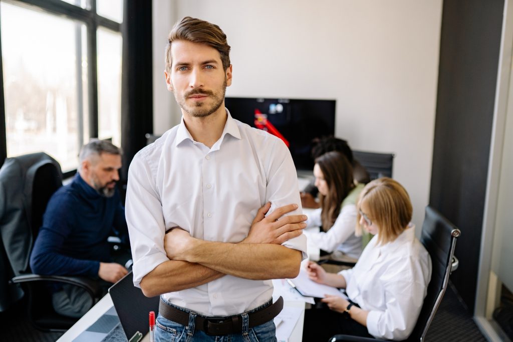 Narcisista capo smart working canva