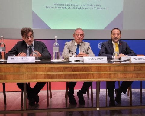 Energia, Urso: "Su Ets non ci fermiamo, domani Ue presenta revisione"