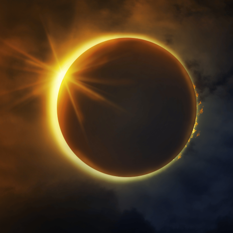 Eclissi solare canva