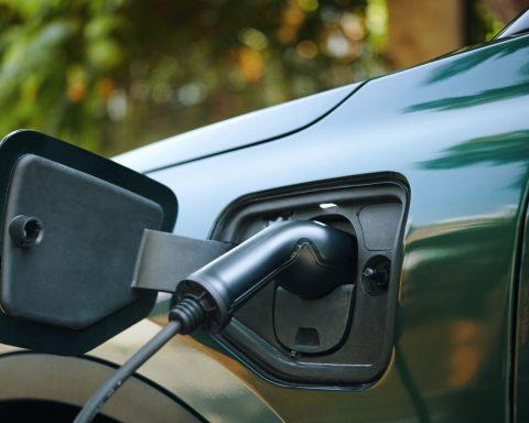 Auto elettriche canva
