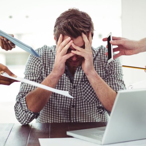 Stress lavoro settembre Canva