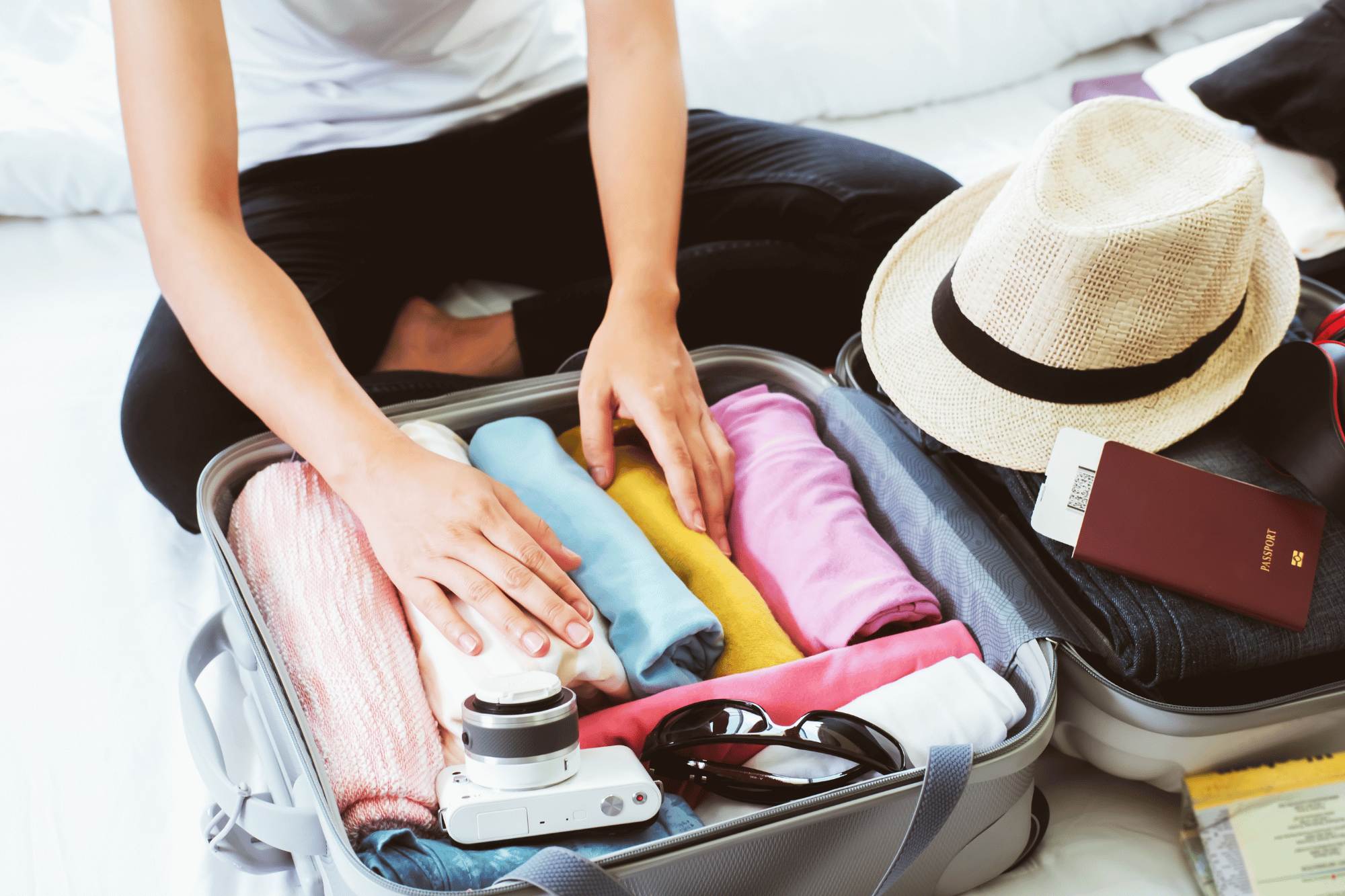 Vacanza valigia canva