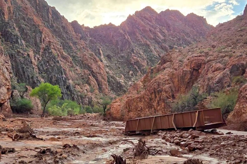 Arizona, Inondazione lampo travolge il Grand Canyon, un morto e 15 escursionisti dispersi