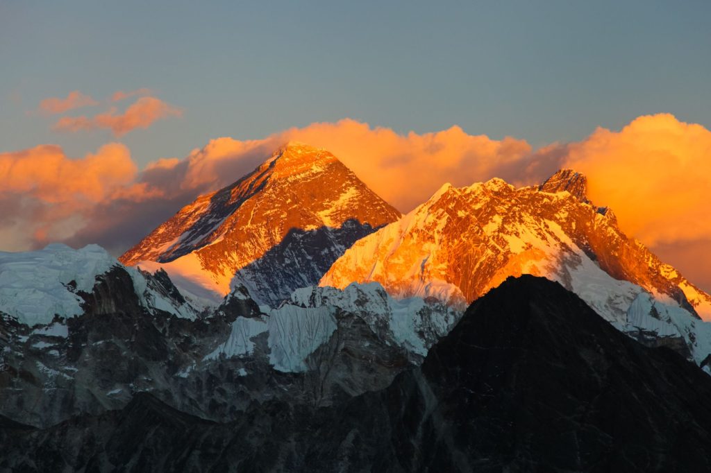 Himalaya canva