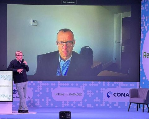 Mobilità, Ricci (Pd): "Città intelligenti? Futuro è intermodalità, più alberi e gestione acqua"