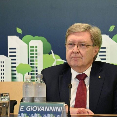 Dall'energia ai giovani, l’agenda di lavoro per governo e opposizione secondo Asvis