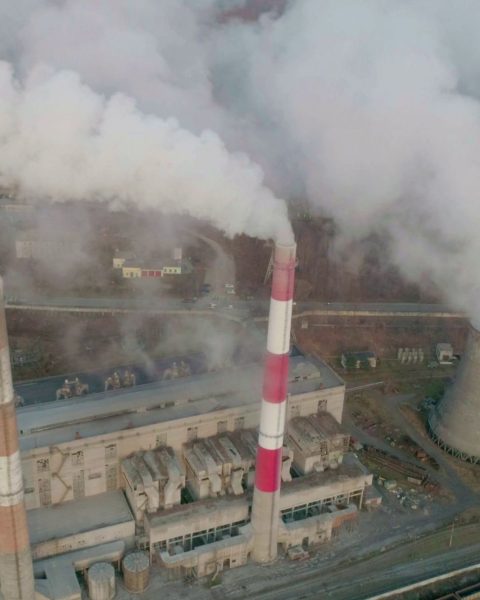 Vista aerea centrale elettrica storyblock