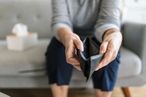 Portafoglio vuoto caldo costo canva