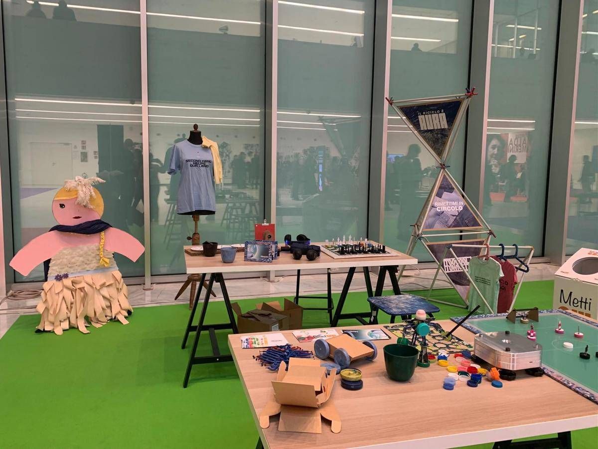 Sostenibilità, al Salone della CSR si impara giocando e l'arte è live