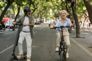 Bici monopattino elettrico canva