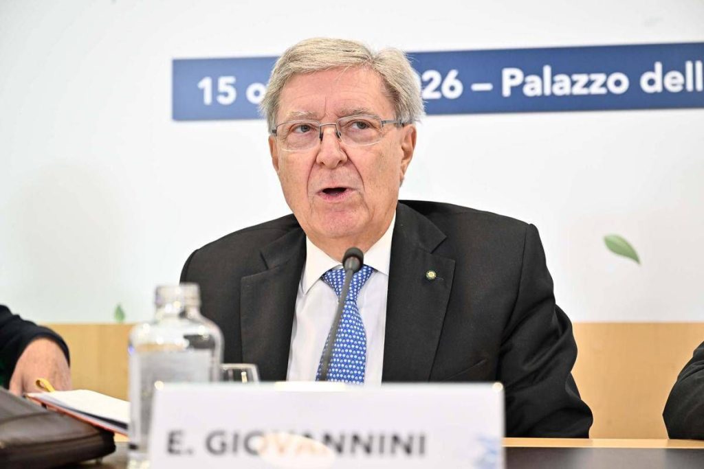 Giovannini (Asvis): "Su sostenibilità siamo indietro, cinque punti per agire'"