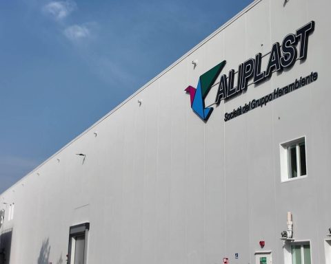 Economia circolare, Hera inaugura impianto per riciclare 30mila tonnellate di plastica l'anno